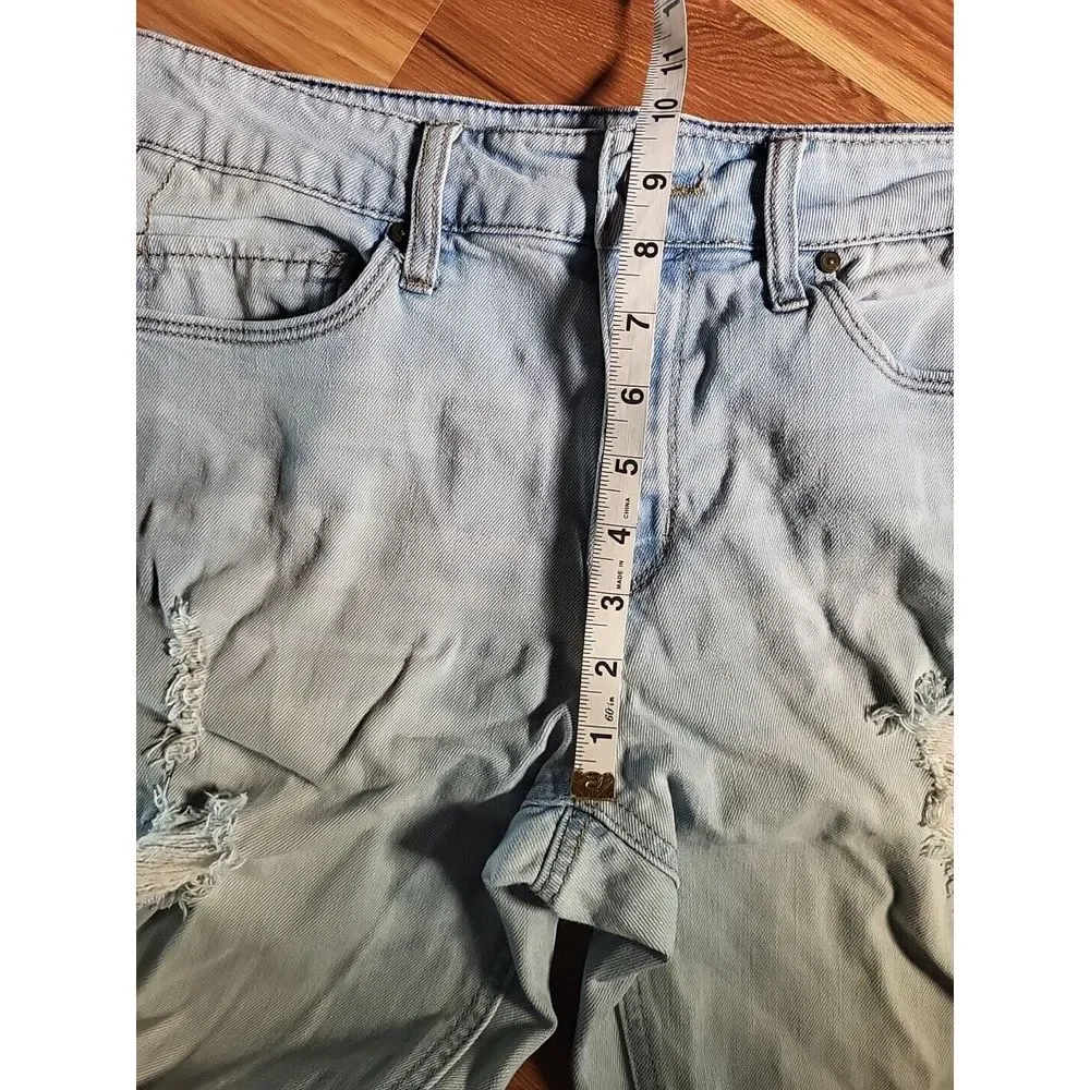 Empyre Light Wash Distressed Easton Boyfriend Fit Jeans‎ 31x30 Women's Size 7